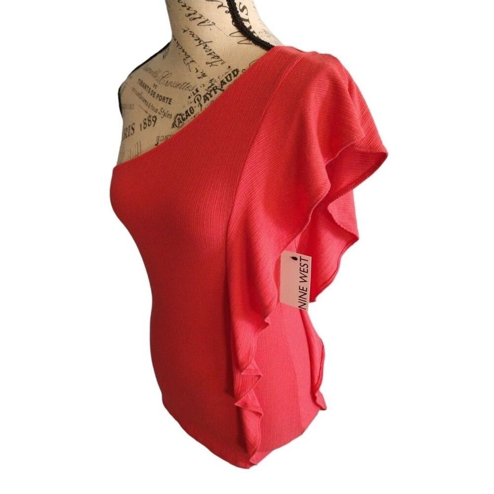 Nine west tangerine colored NWT one side ruffled sleeve top Boho Feminine